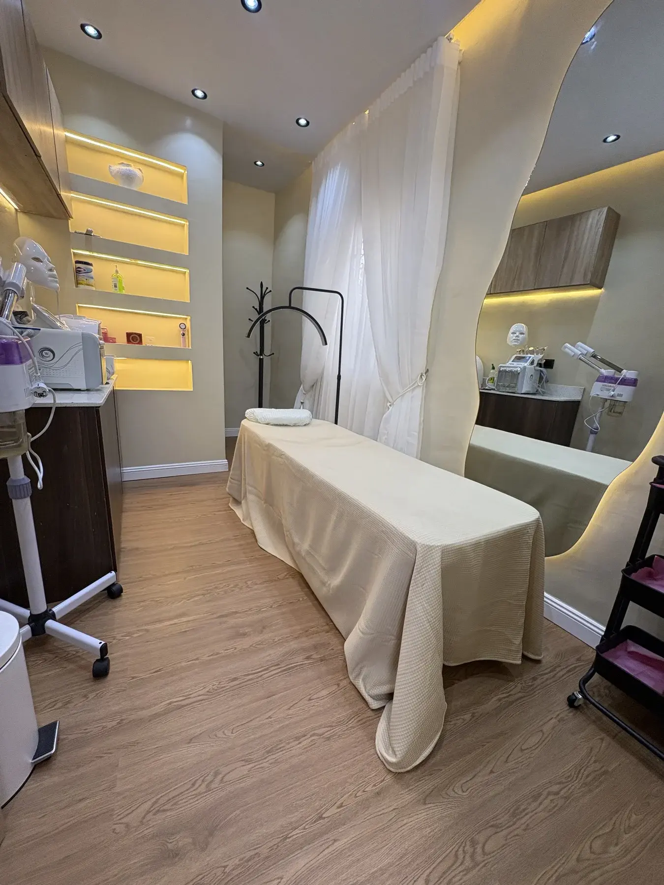 Luxury Facials